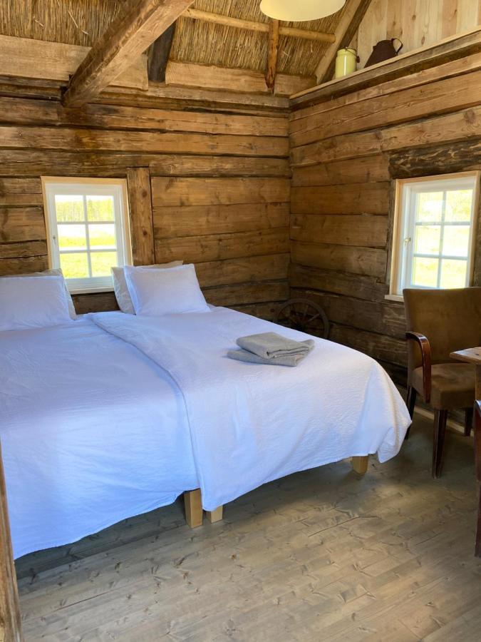 Jaagu-Mihkli Muhu Island Guest House Ridasi ภายนอก รูปภาพ
