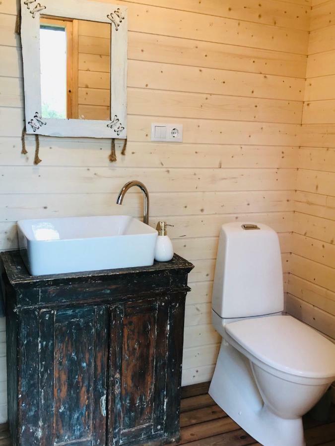 Jaagu-Mihkli Muhu Island Guest House Ridasi ภายนอก รูปภาพ