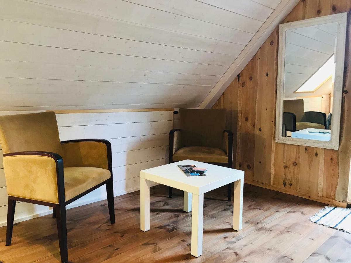 Jaagu-Mihkli Muhu Island Guest House Ridasi ภายนอก รูปภาพ
