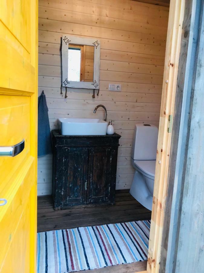 Jaagu-Mihkli Muhu Island Guest House Ridasi ภายนอก รูปภาพ
