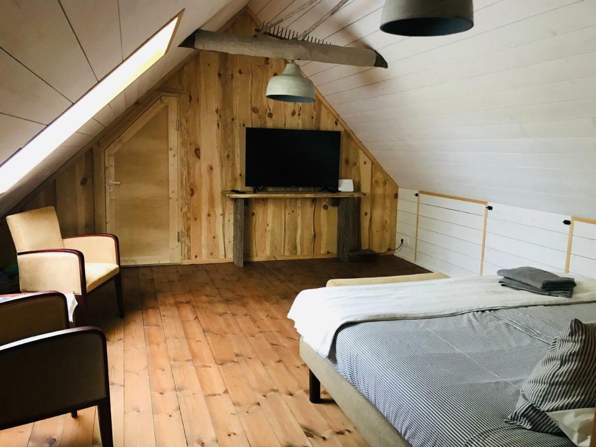 Jaagu-Mihkli Muhu Island Guest House Ridasi ภายนอก รูปภาพ